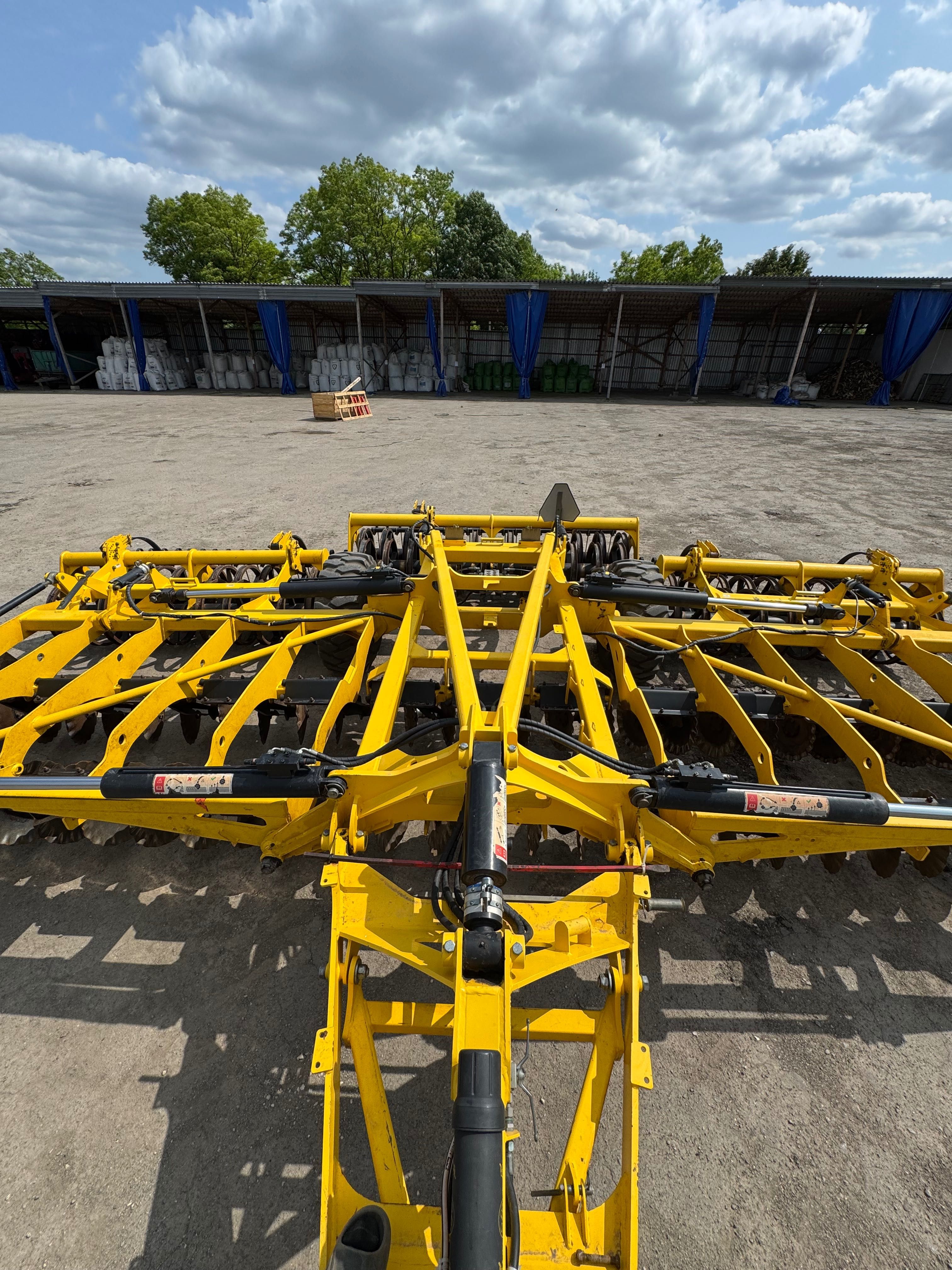 Дисковая борона Bednar SwifterDisc XO8000F ( 8 м )