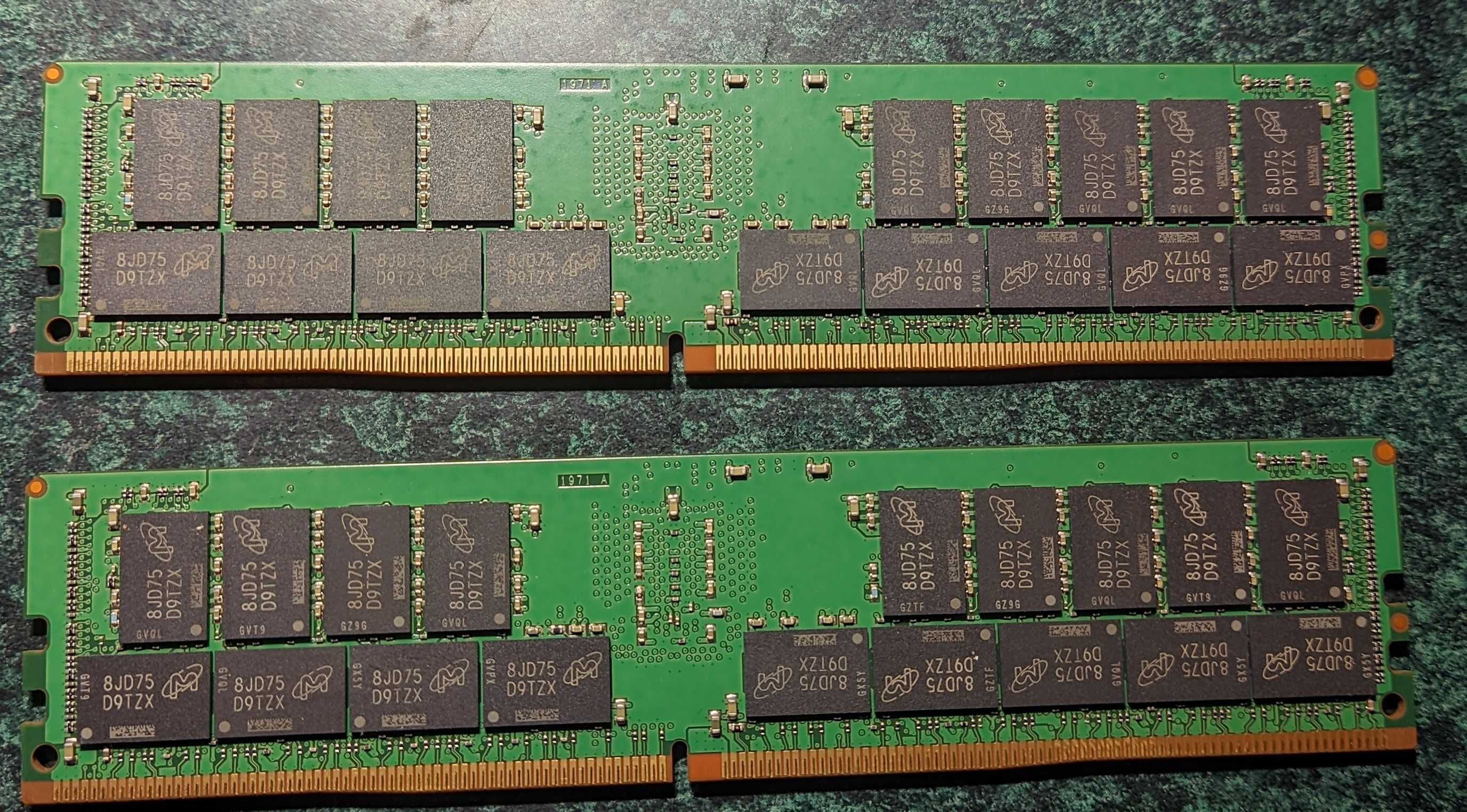 Память DDR4 32 GB Micron (mta36asf4g72pz-2g3d1qg)