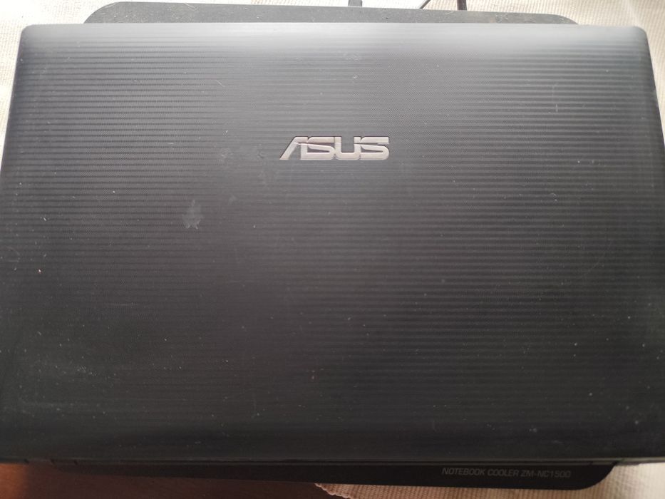Продам игровой ноутбук Asus + беспроводная мышь.