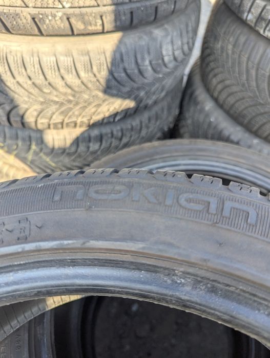 205/45R17 Nokian