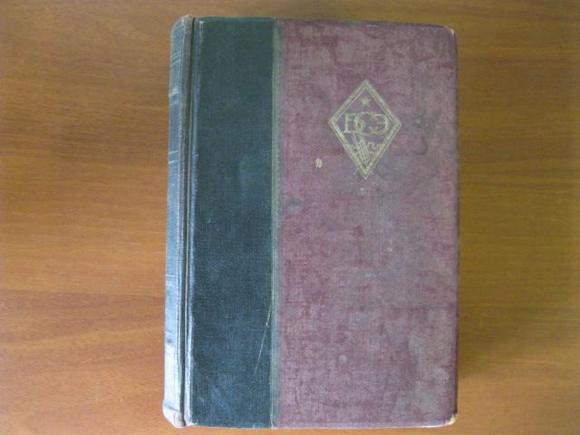 Продам книгу БСЭ Издательство ОГИС. Москва. 1948. Тираж 100 тыс.