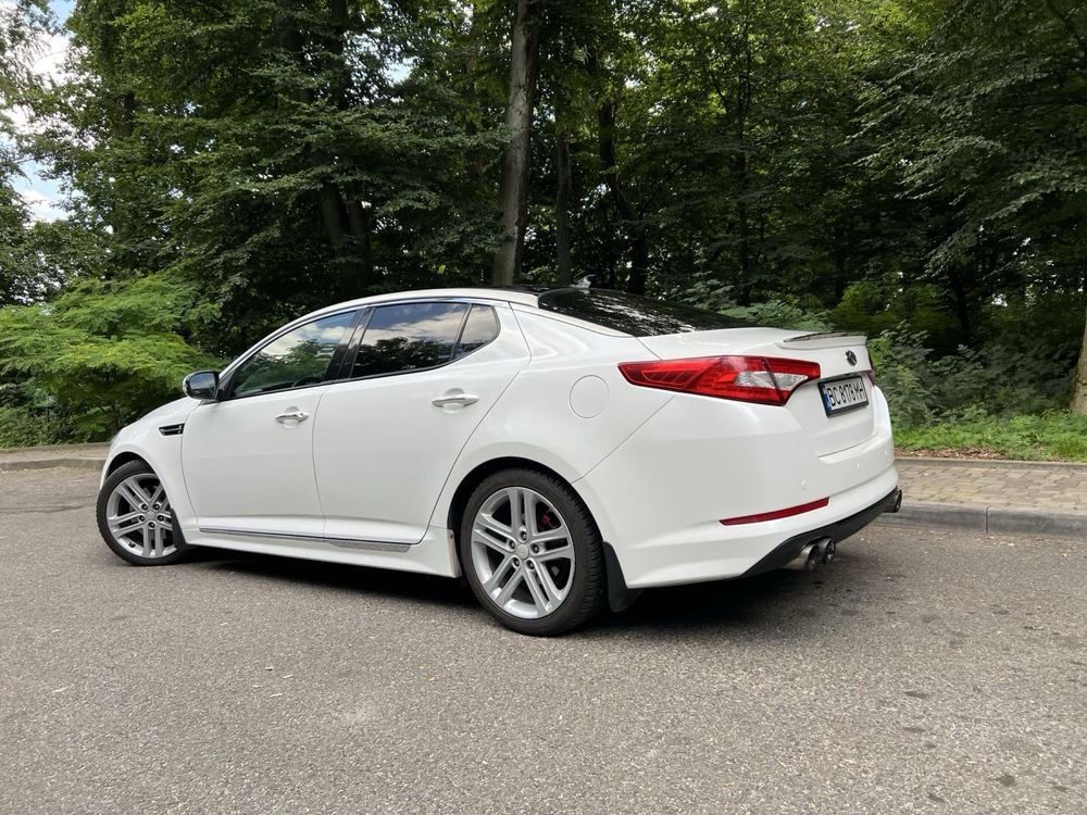 Kia Optima SX-Limited, 2.0 turbo, 274 к.с.