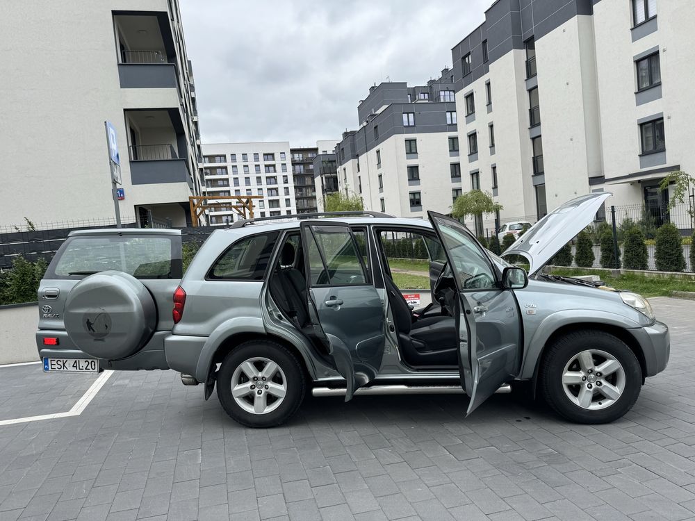 Toyota RAV-4 2.0D 4*4