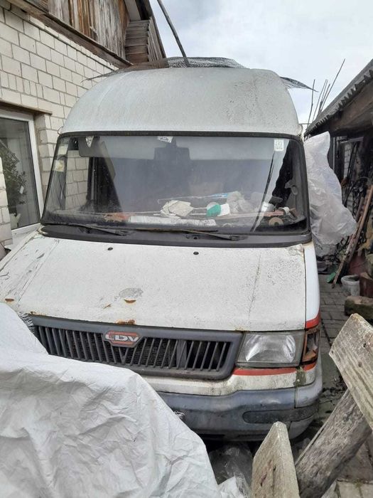 Автомобіль LDV Convoi