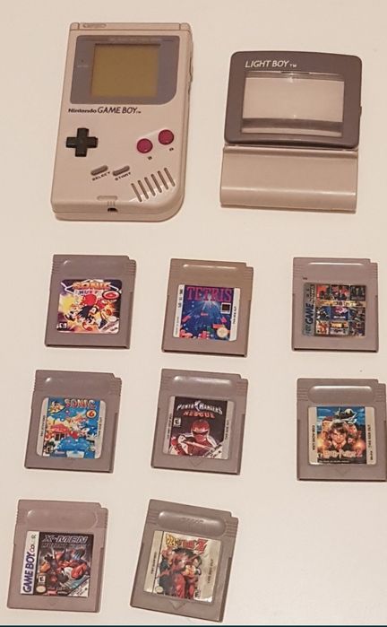 Game boy classic mais lente e jogo tetris