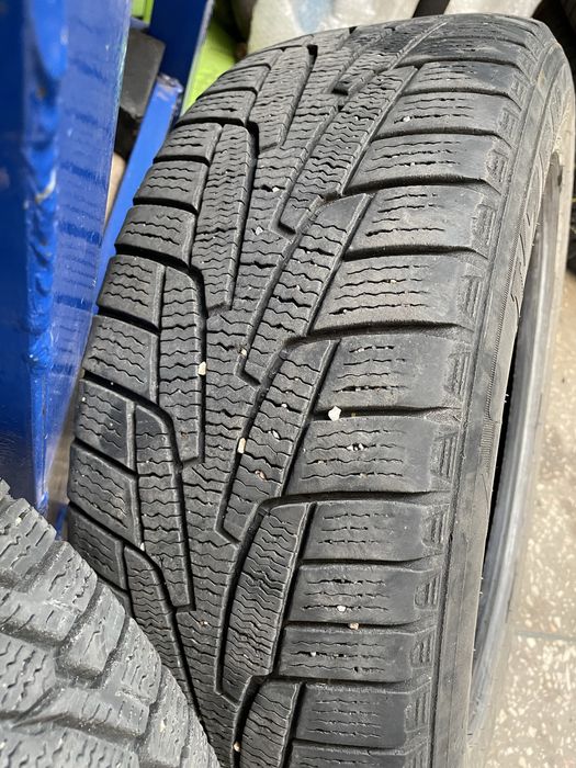 Шини зимові Kumho 205/55R16