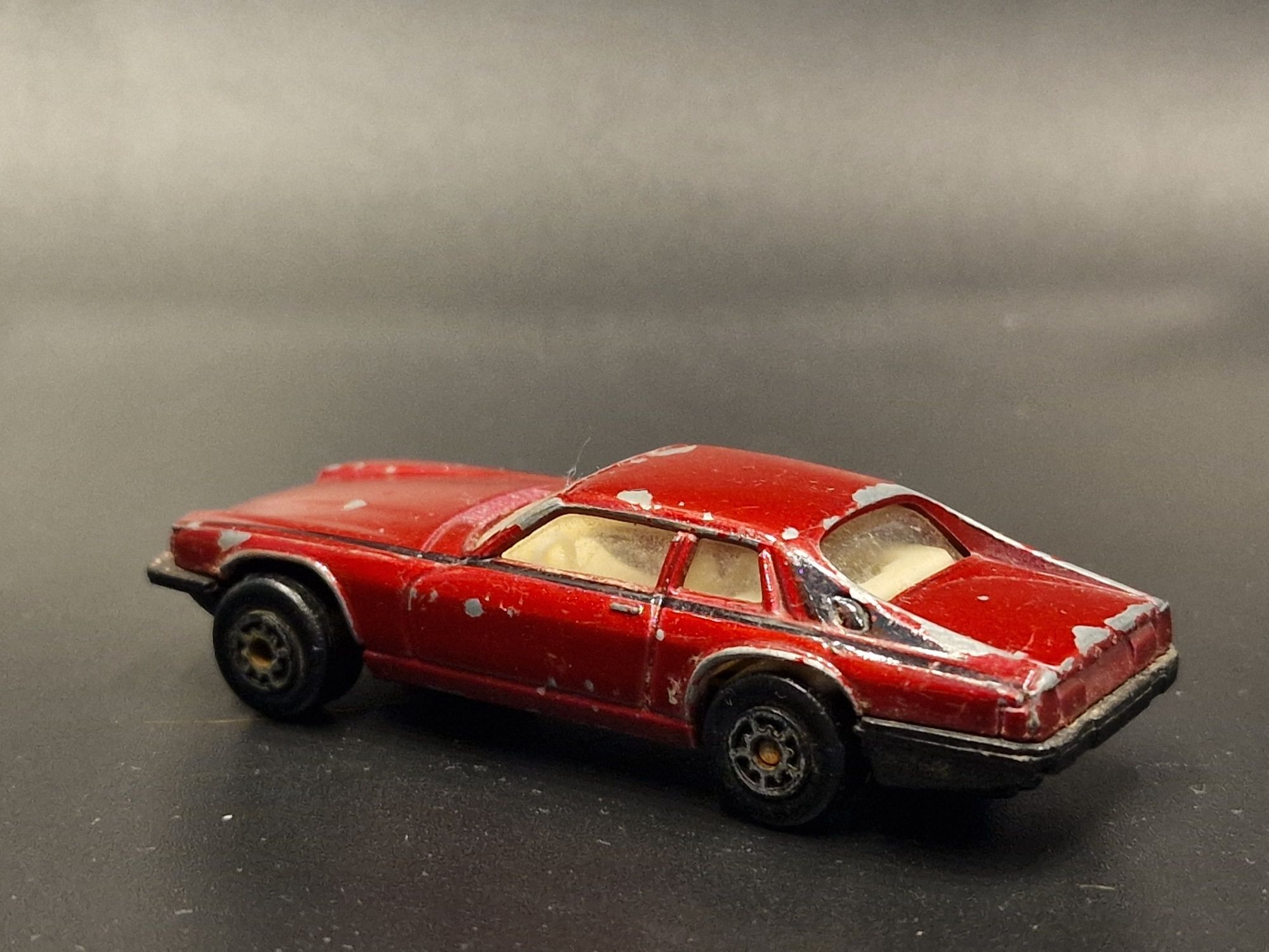 MC TOY Jaguar XJ- S V12