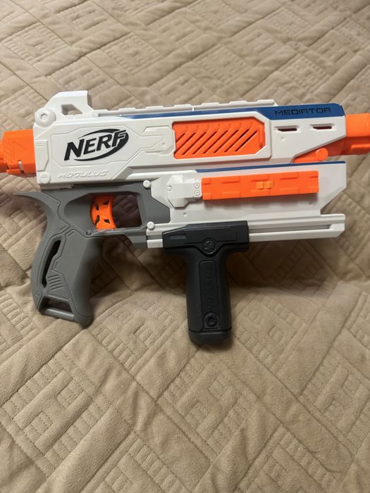 Іграшка оригінальнп Nerf