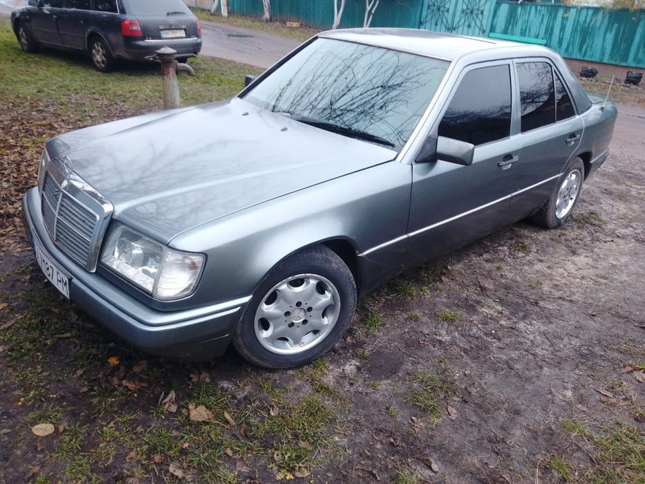 Продам мерседес 124