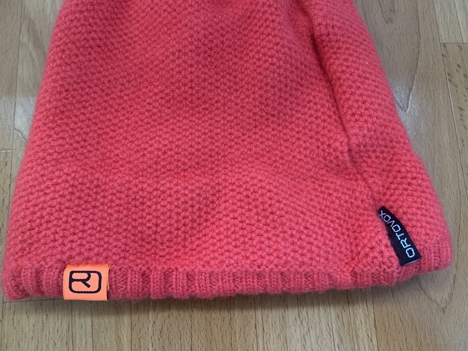Жіноча шапка Ortovox Rock'N'Wool winter hat