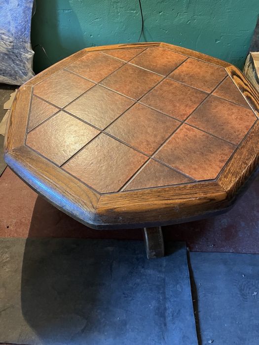 Стол журнальный (дерево+керамика)