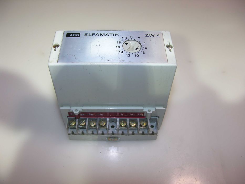 Прибор GRUNDFOS DK-8850, AEG ELFAMATIK ZW 4, 2240 W-53 6500-0-0791