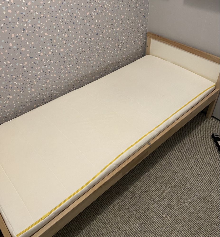 Łóżko dziecięce +materac/IKEA
