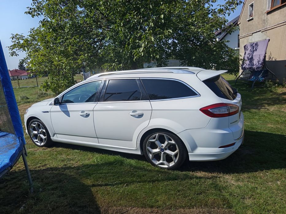 Mondeo Ford  w bardzo dobrym stanie