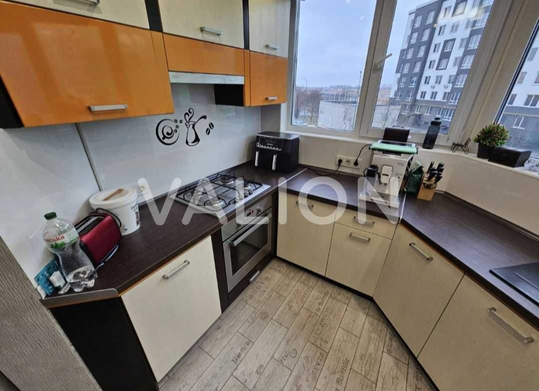 Продам 2кім.квартиру, 72кв.м. Святопетрівське Теплична,42 єВідновлення