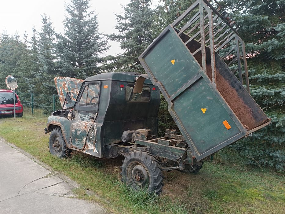 UAZ 4x4 Wywrotka.