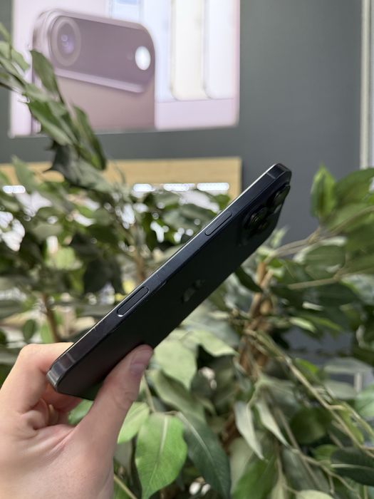 iPhone 16 Pro Max 256GB Black Titanium