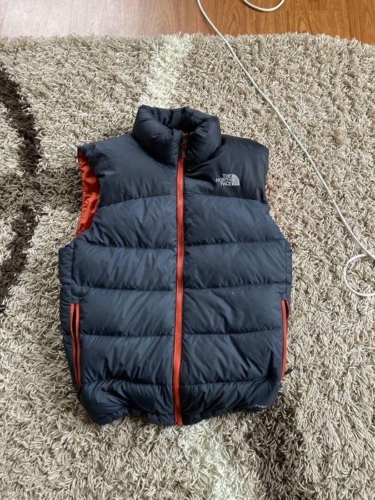 Пухова жилетка The north face 700