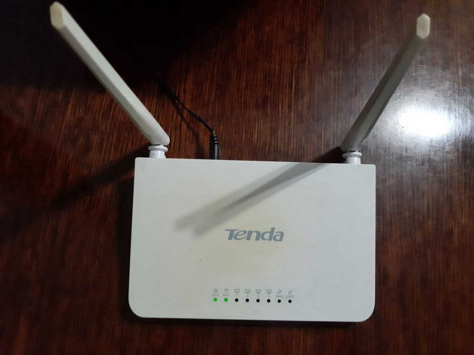 Продам маршрутизатор Tenda F300: стабільний Wi-Fi у вашому домі