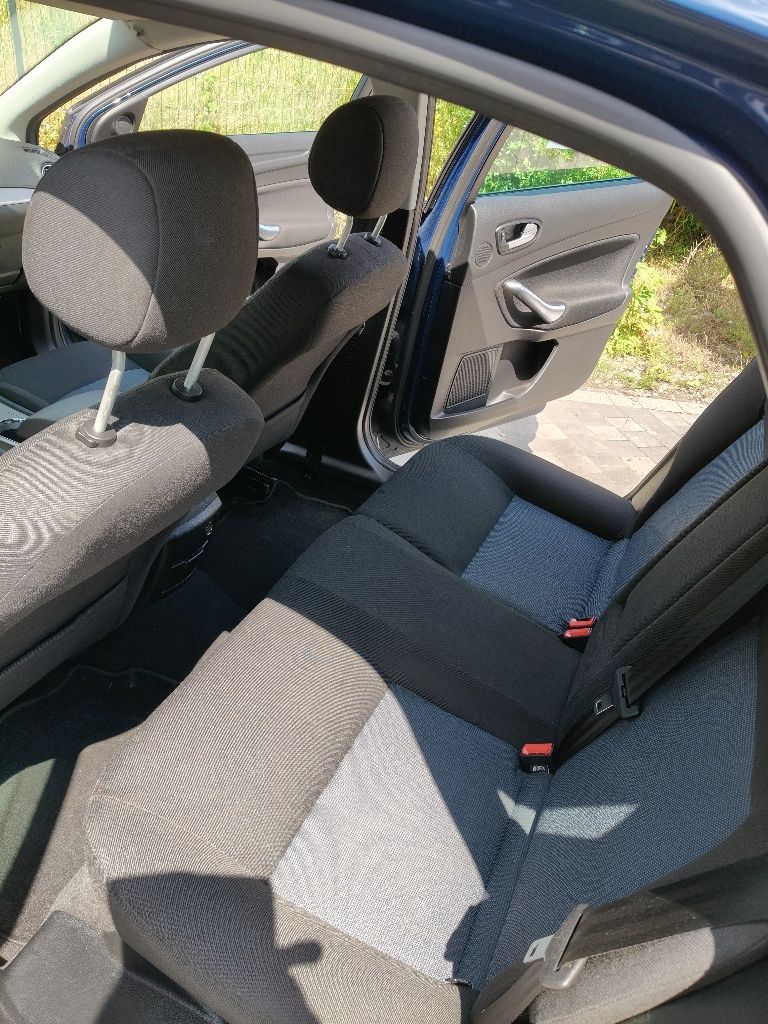 Sprzedam Forda Mondeo 1,8 TDCi