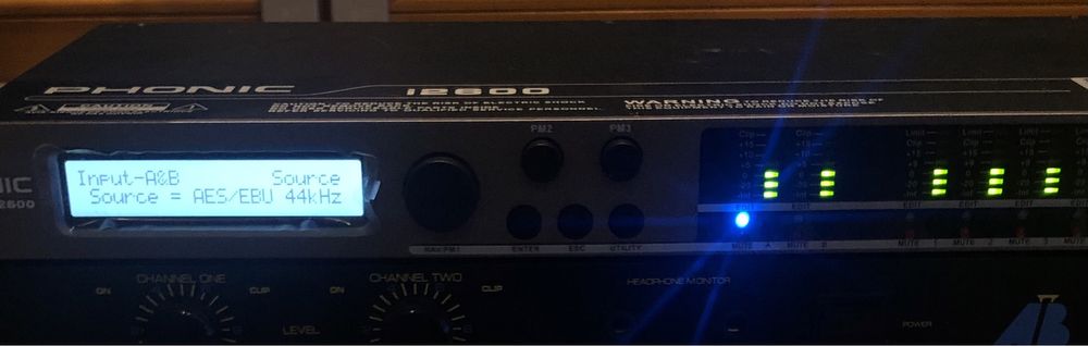 Procesor dźwięku crossover zwrornica phonic i2600 usb S/PDIF