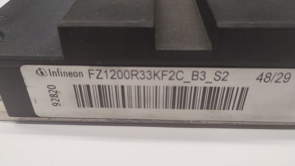 Moduł FZ1200R33KF2C_B3_S2 Infineon