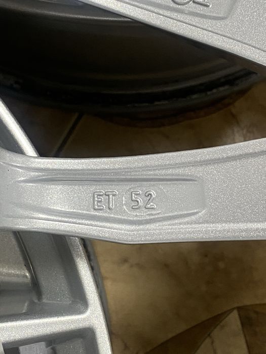 Диски R17 , 5/112 , ET52 , 7.5J*17H2 , KBA53647