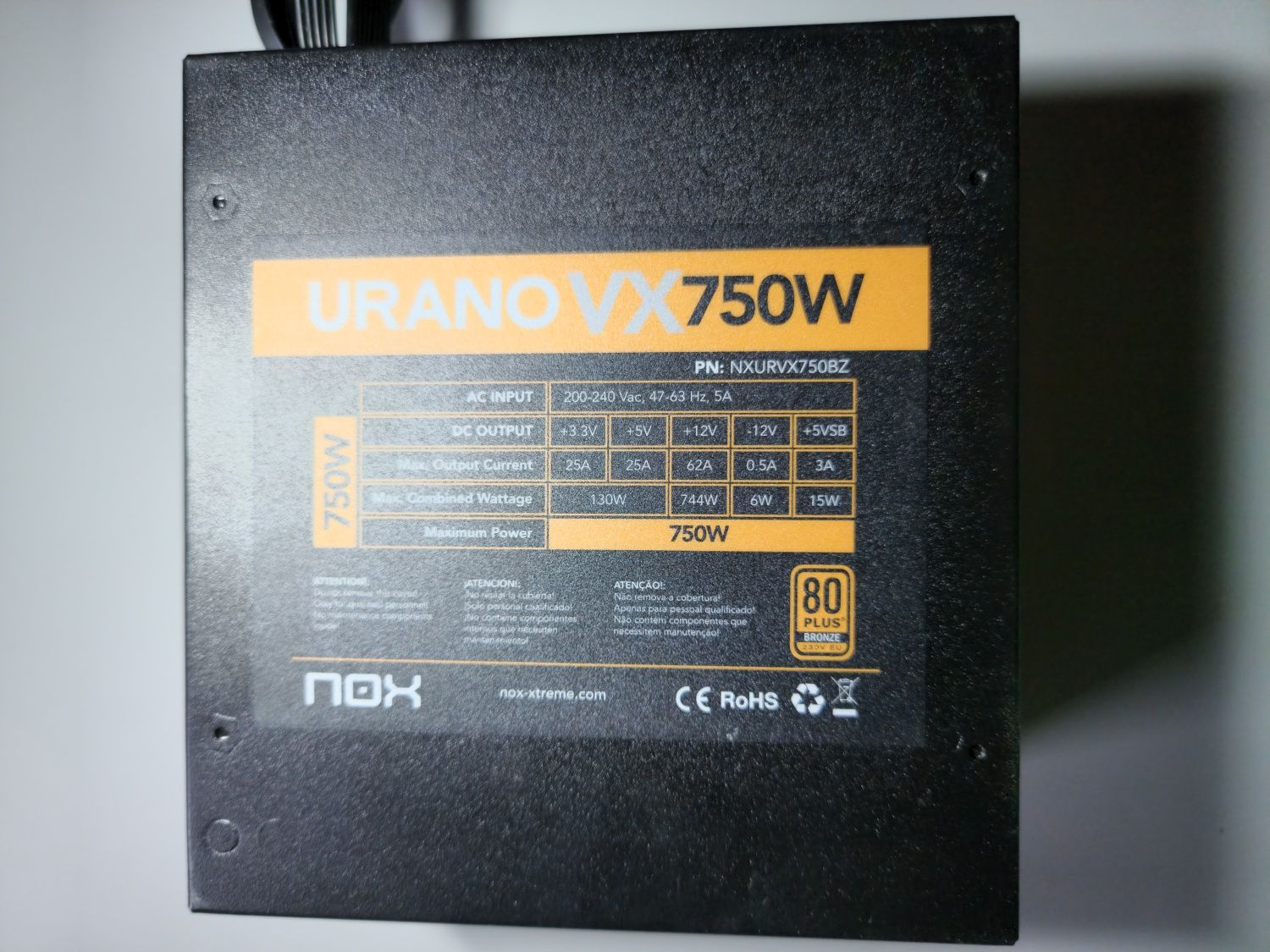 NOX Urano VX750w