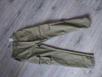 Chinosy oliwkowe Zara r  140