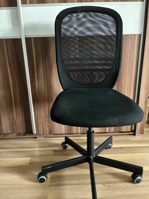 Krzesło biurowe używane