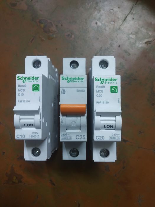 Автомати Шнайдер С10 С20 С25