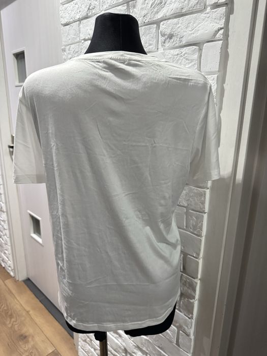 Bluzka biała z kwiatkiem krótki rękaw