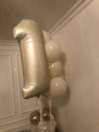 Balony i cyferka 1 z helem oraz balony bez helem
