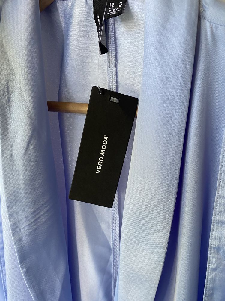 Коктейльна сукня на запах Vero Moda