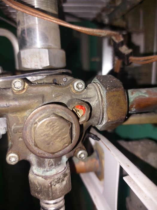 Продам газовую колонку Термет