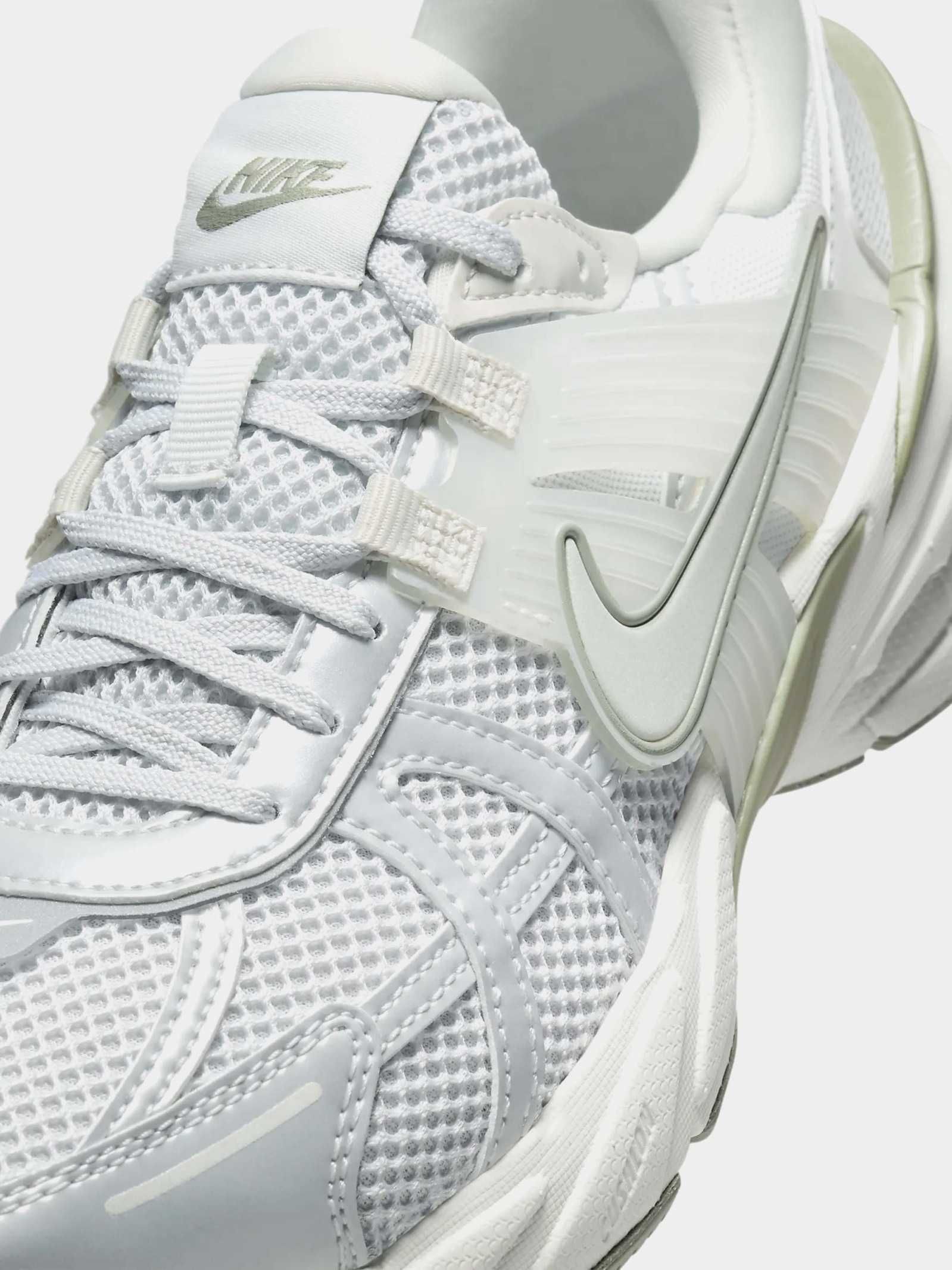 Кросівки жіночі Nike V2K Run FD0736-006