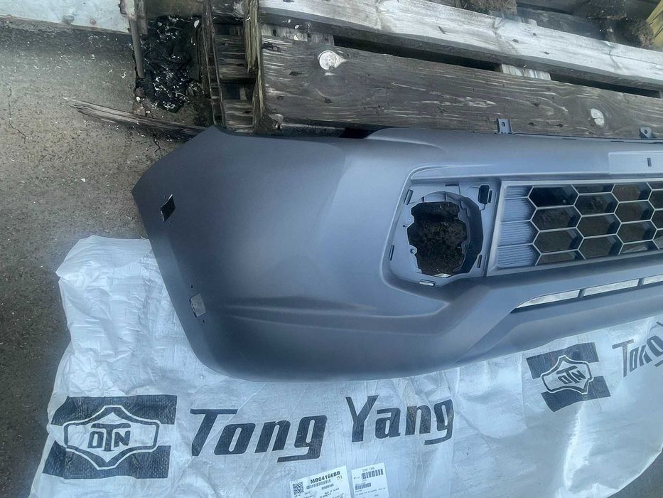 Бампер передний l200 - 2015 - 2018 новый аналог 6400F769  6400G511