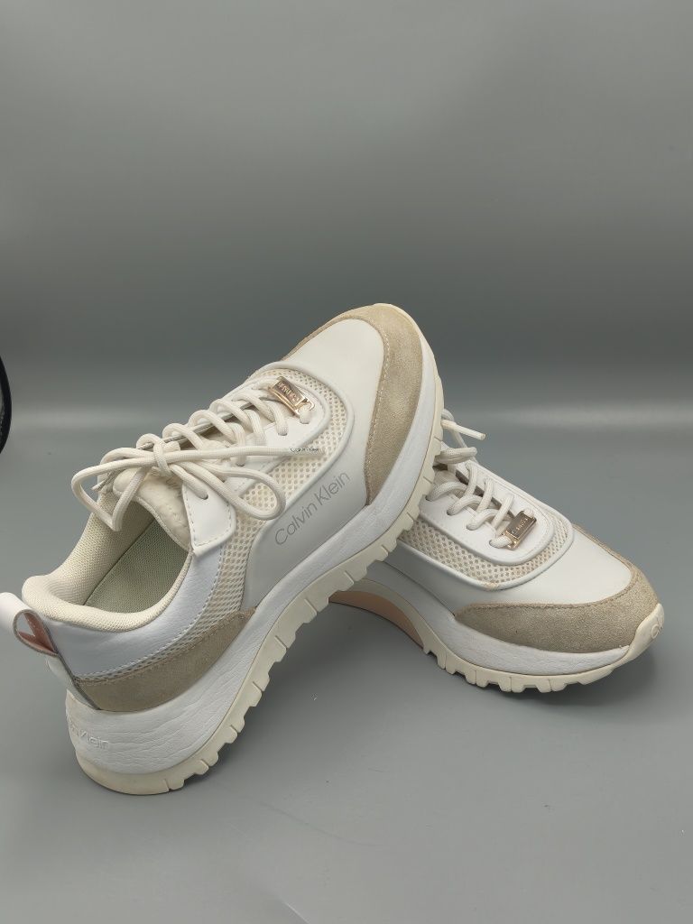Calvin Klein Sneakersy 37