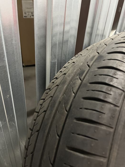 Komplet kół z oponami całorocznymi 195/65 R15
