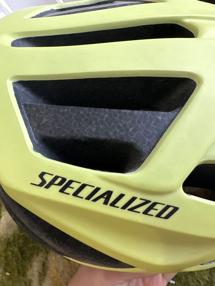 Capacete Specialized