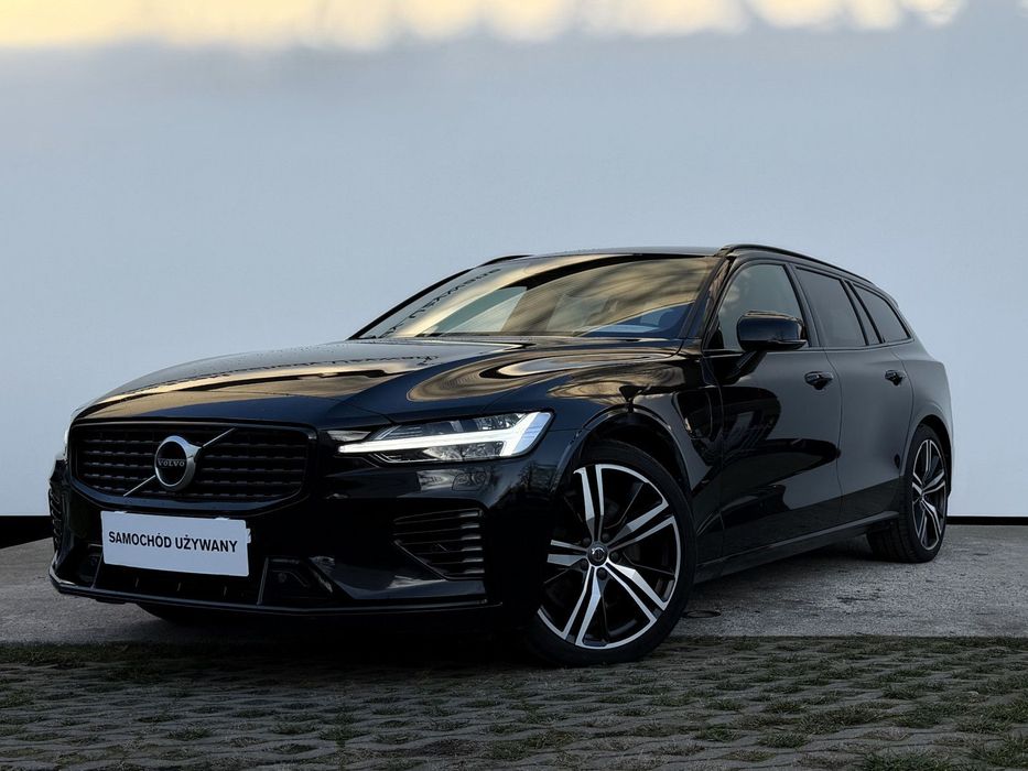 Volvo V60 V60 T6 Plug-in ,R-Design, BLIS, Hak, Kamera Parkowania, Pilot Assist I
