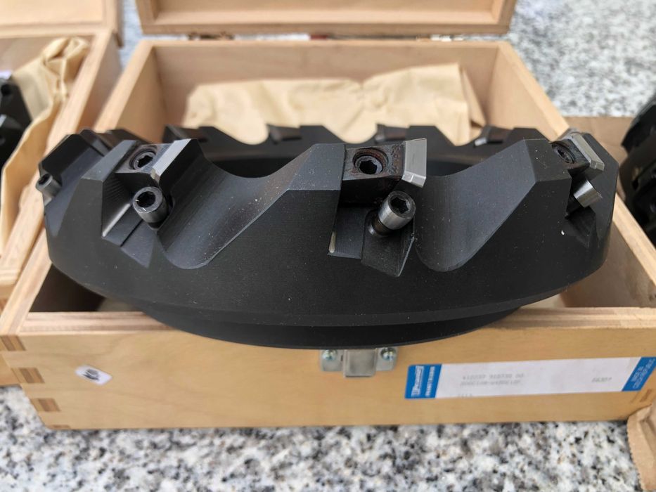 głowica frezerska, frezarska fi 200 nowa PRAMET z płytkami