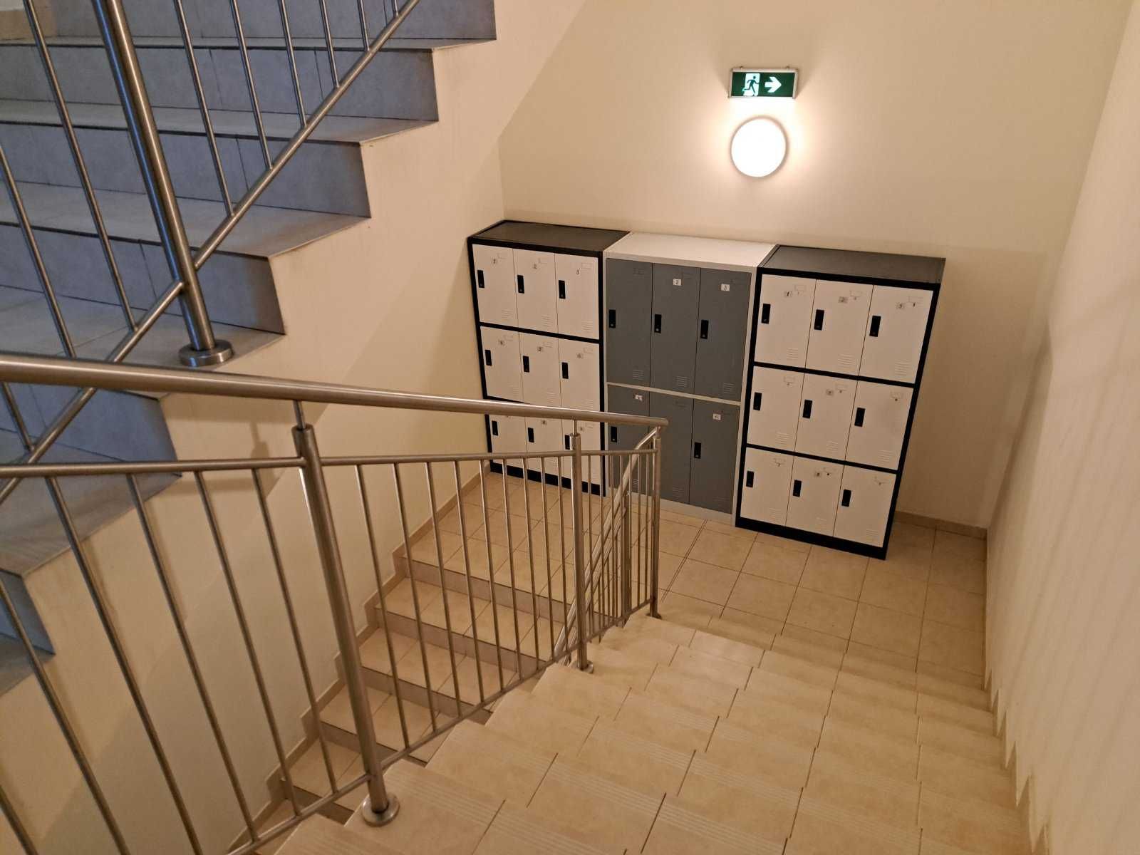 Hostel.Pokój dla 4 osób. Cena dotyczy jednej osoby.