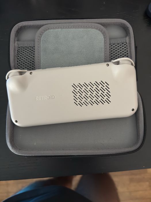 Retroid pocket 4 pro