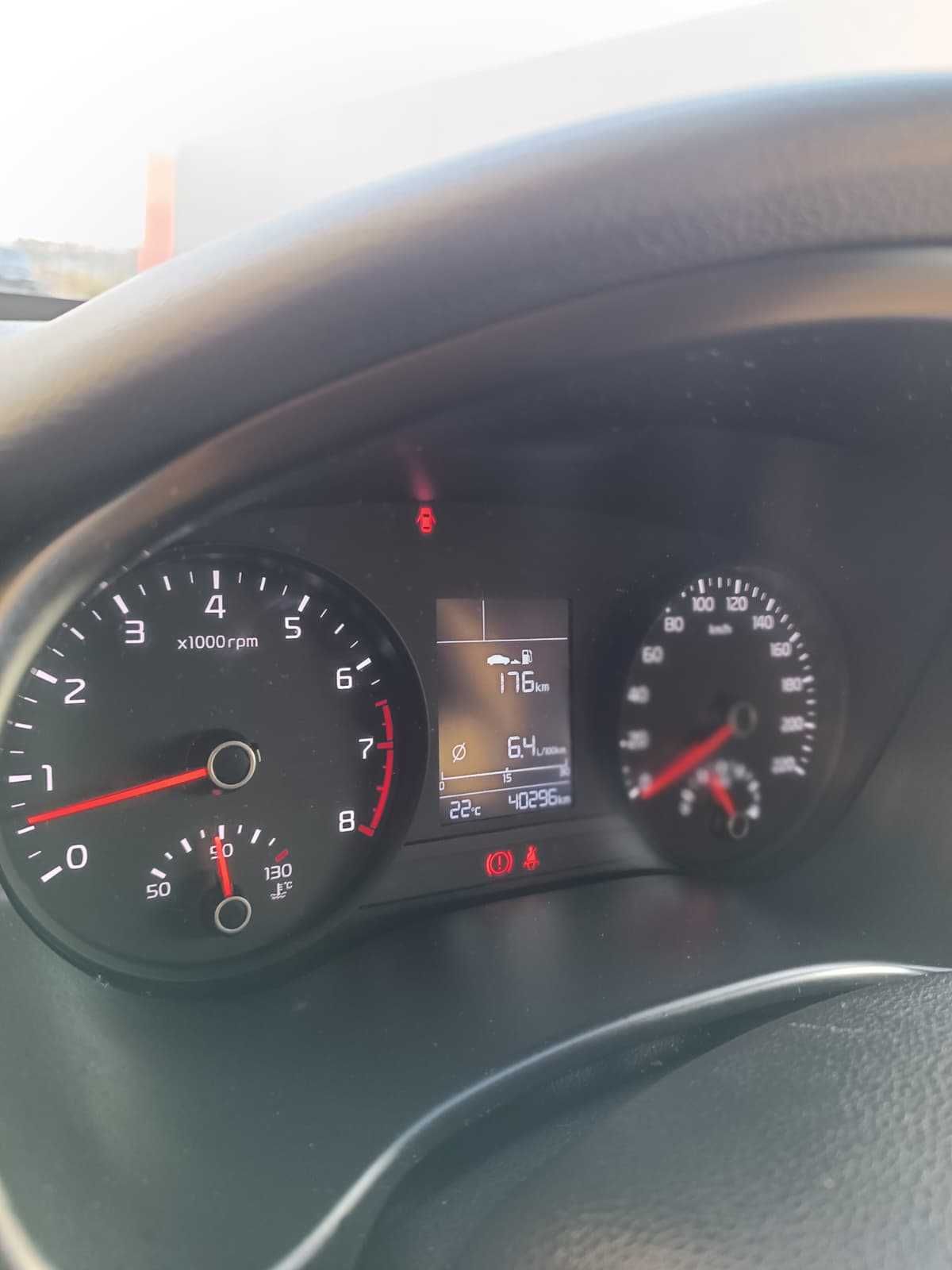 KIA STONIC 1.2 dynimic