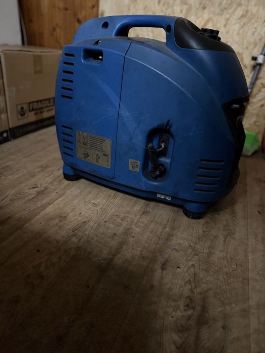 Інверторний генератор Weekender 2500i