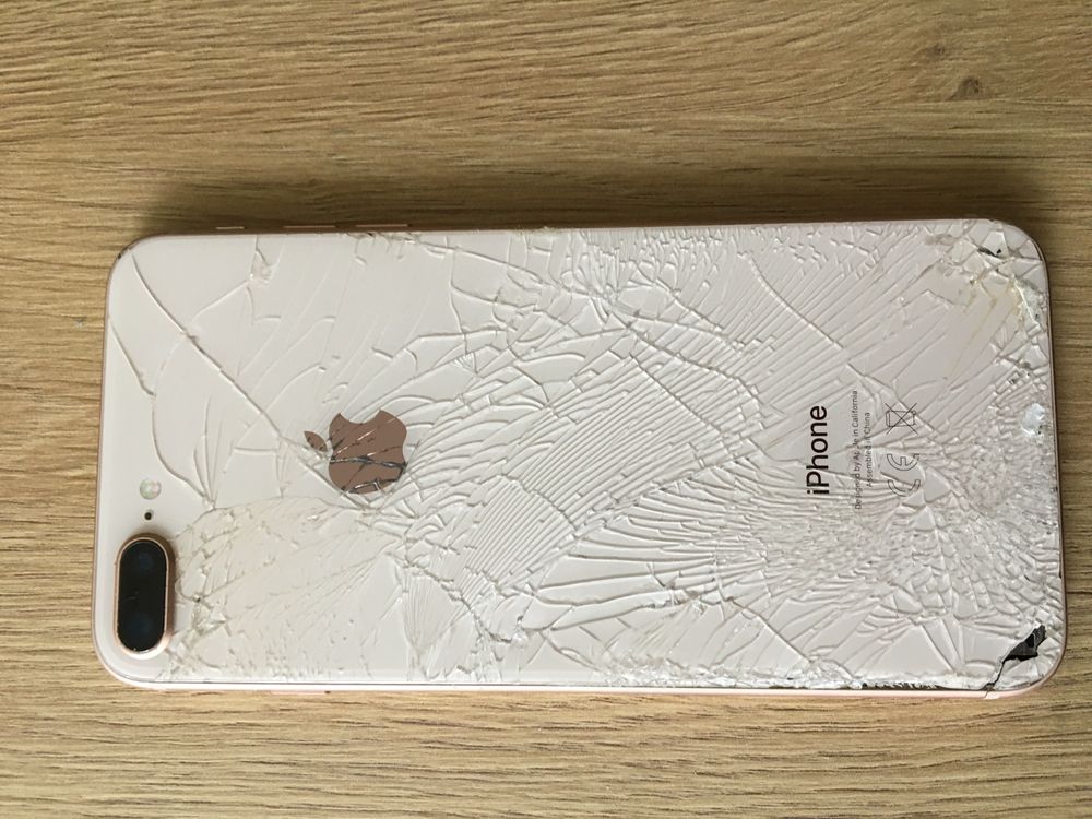 Iphone 8 plus uszkodzony na części