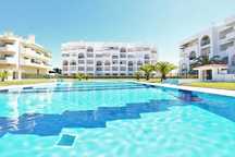 T1 com piscina perto da praia
