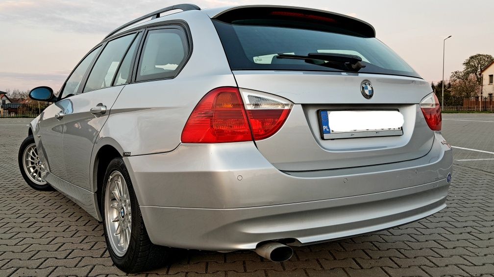 *PRZEPIĘKNE RODZINNE*BMW 2.0 129Km Klimatronic Niski Przebieg Stan BDB