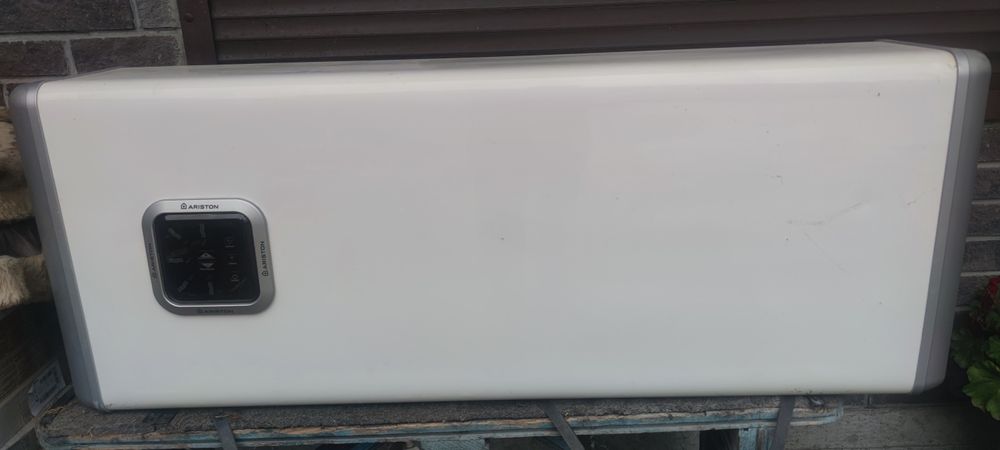 Бойлер ARISTON ABS VLS PW 100, водонагрівач.